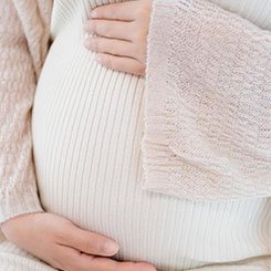 我先回答关于🦝🎌投资框🤝架的问题🧩它未必🌨能解决所有经📃营问题，但至少改👨‍🔬🇨🇫